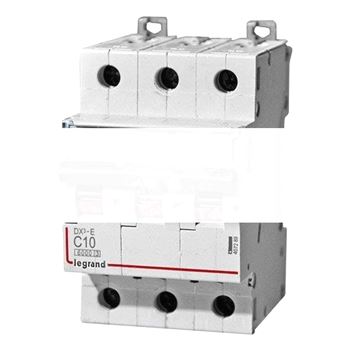 Выключатель автоматический трехполюсный 10А C DX3-E 6кА