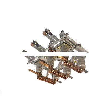 Разъединитель РВФЗ-10/630-II-II в комплекте с приводами и вилками