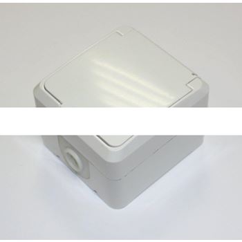 FLIPER Розетка 1 пост с крышкой наружная евро 16А IP44 белая