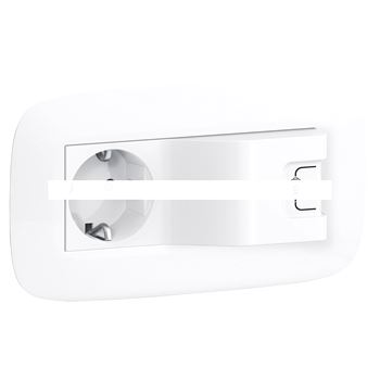Valena INMATIC Розетка комбинированная 2К+З 16А 250В/USB 1000мА с лицевой панелью LIFE/ALLURE белая